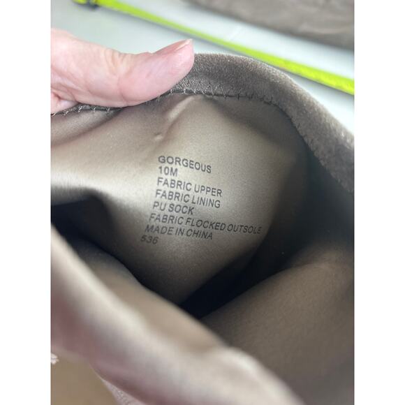 Steve Madden Gorgeous Taupe Over The Knee Sock Boots Size 10 - Picture 7 of 7